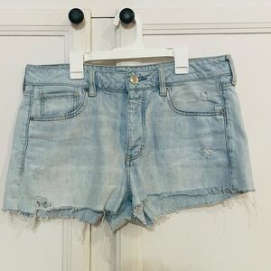 Abercrombie‎ & Fitch Women's Tomgirl Short Distressed Cutoff Shorts Size 12